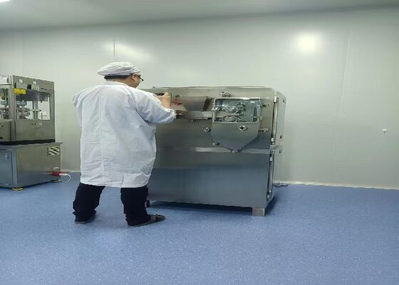 100-240 kg/h Οριζόντιος τύπος τροφοδοσίας Συμπυκνωτής κυλίνδρων για κόκκους γεμίσματος κάψουλας